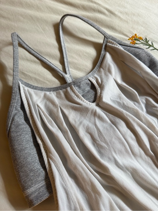 lululemon athletica Tops - Lululemon - Tank Top in White and Gray size: 8